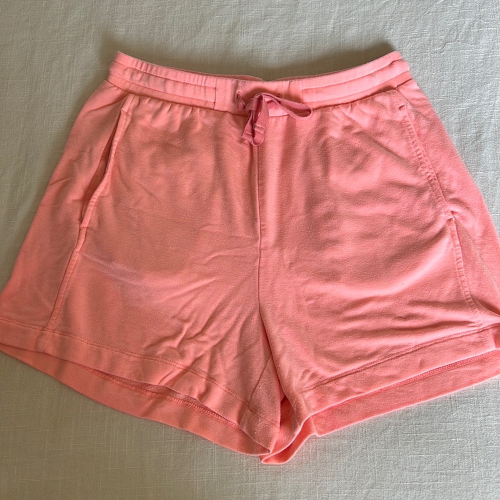 Lou & Grey Pink Women's Shorts